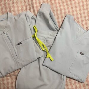 Figs Sky Blue 3 Piece Scrub Set